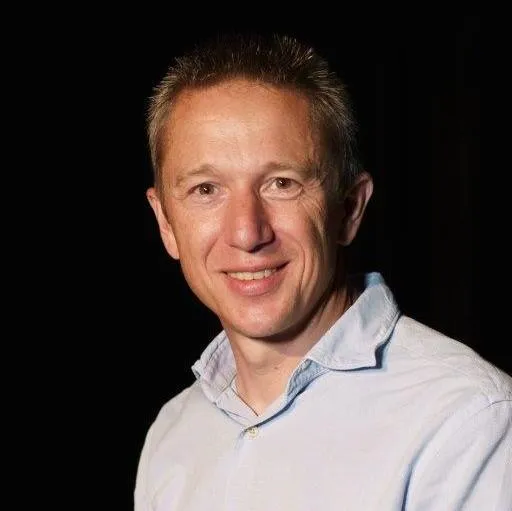Portretfoto-website-v-De-Haes-Tom